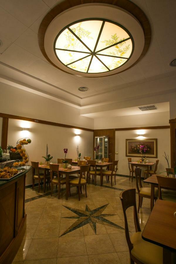 Hotel Bisceglie Exteriér fotografie